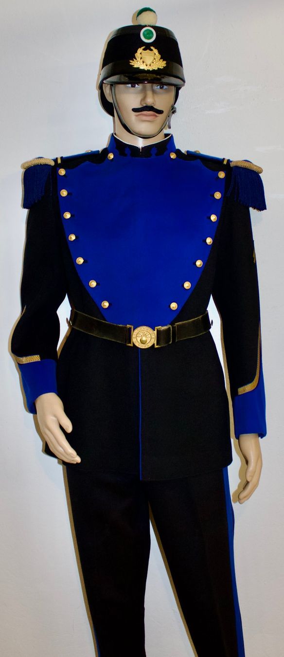 Uniformen: Gendarmerie Vaudoise un uniforme de grande tenue – Gebraucht aus Lausanne von Grenchars78