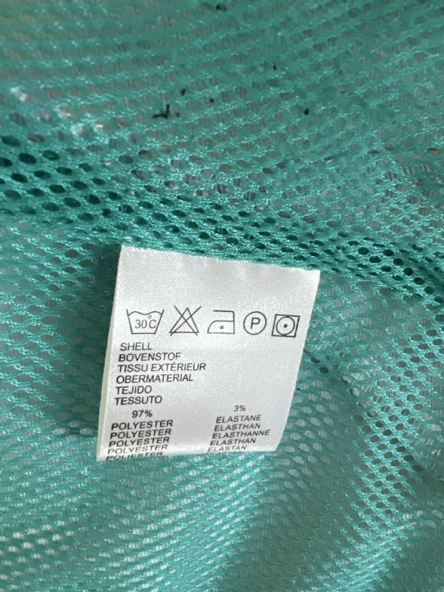 Asics Jacken: Asics Damen Jacke Grösse XL  – Gebraucht aus Uetikon am See von Sarahm76 7