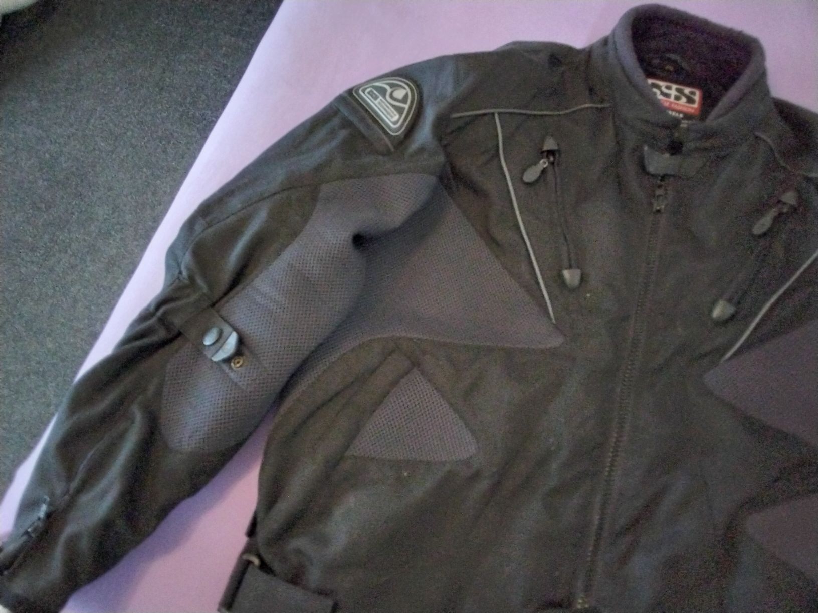 IXS Lotti di vestiti: Töffhose und Jacke – Nuovo (secondo la descrizione) da Schwadernau venduto da lil_ysj8 2