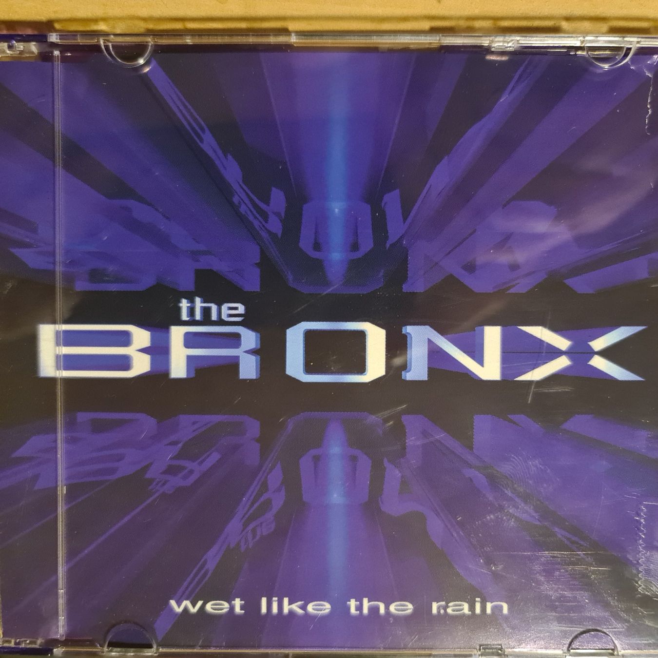 CD: The bronx - wet like the rain – Usato da Dintikon venduto da Vexi