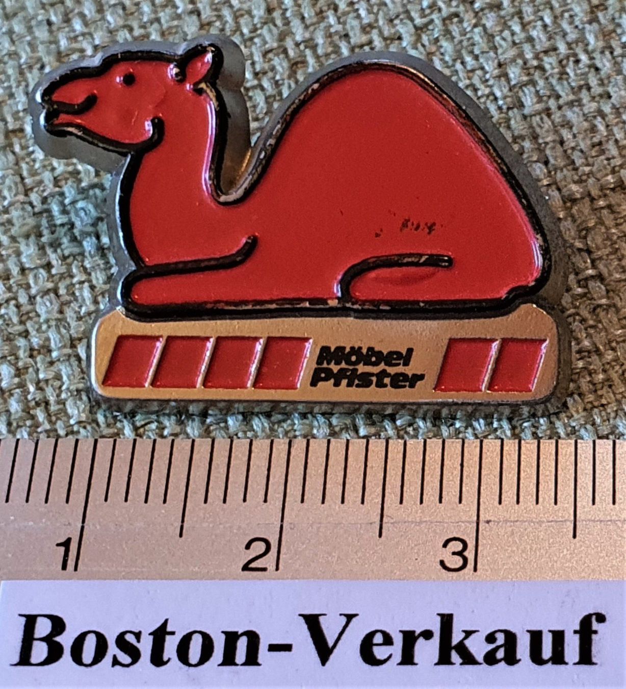 Placchette & Badge: D019 - Pin Kamel Möbel Pfister Basel – Usato da Reinach BL venduto da Boston-Verkauf 1