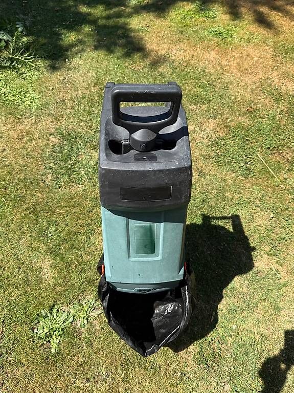 Trinciatrici: Gartenhäcksler 2400W gebraucht – Usato da Zürich venduto da chr_dk5n 2