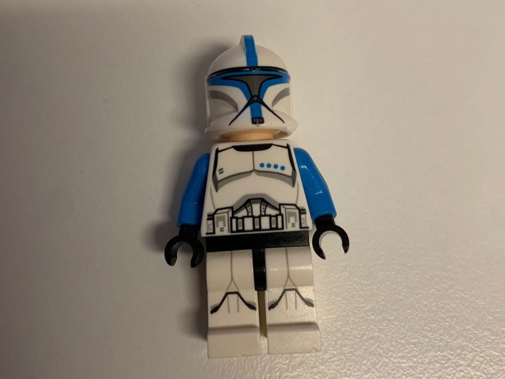 LEGO Star Wars Clone Trooper Lieutenant (Phase 1) (sw0629) (Gebraucht) in Neuchâtel für CHF 34.9 – mit Lieferung auf kaufen