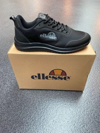 ELLESSE  MEN      GRÖSSE 43       INNENSOHLE  27.1 CM
