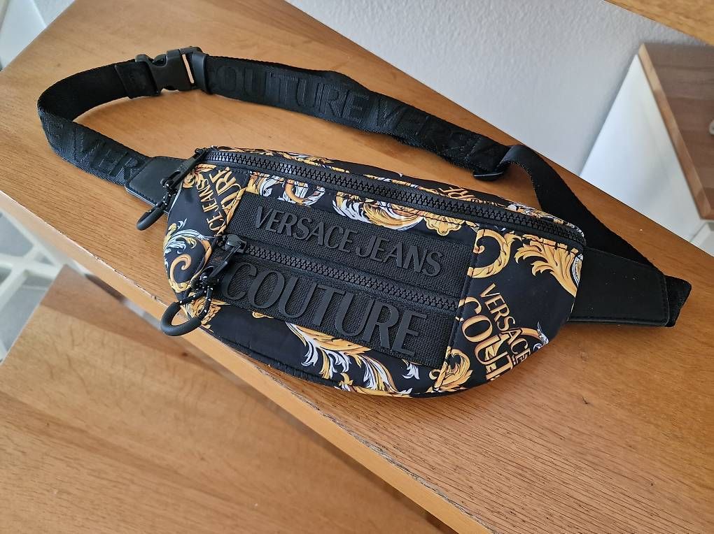 Taschen: Versace Jeans Couture  Bauchtasche – Gebraucht aus Zürich von Mary_care1