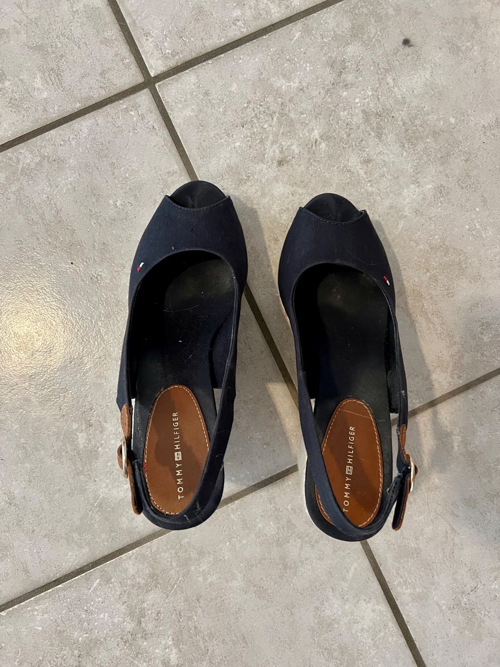 Tommy Hilfiger Damenschuhe: Sandales compensées - Tommy Hilfiger - taille 40 – Neu (gemäss Beschreibung) aus Bossonnens von noemie_01 4