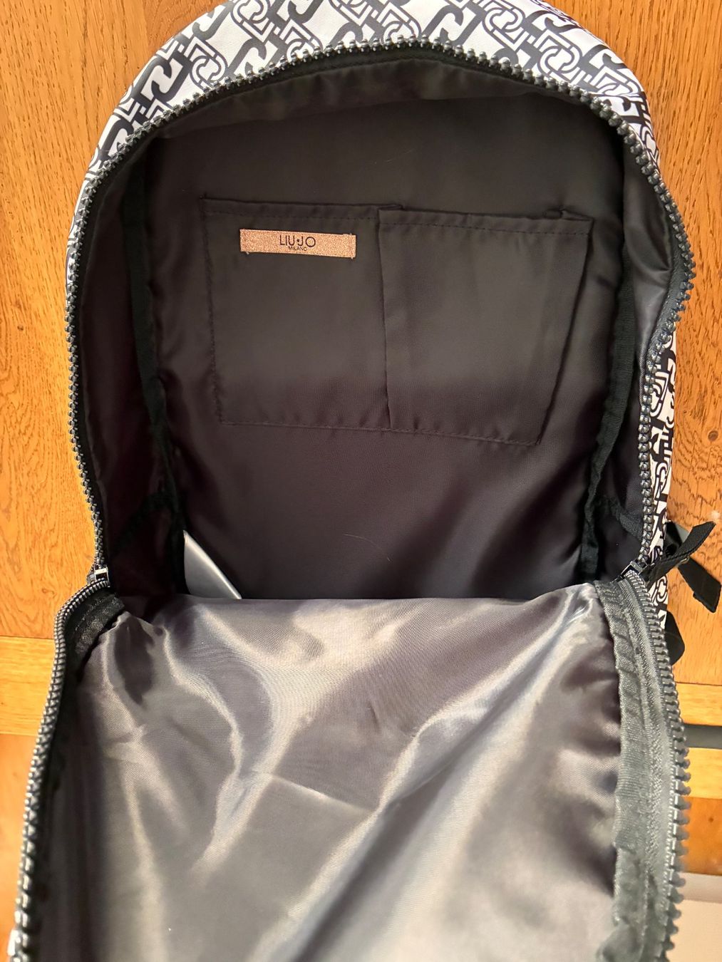 Liu Jo Zaini: Sac à dos léger - Marque LIUJO – Usato da Vevey venduto da zecollector 3