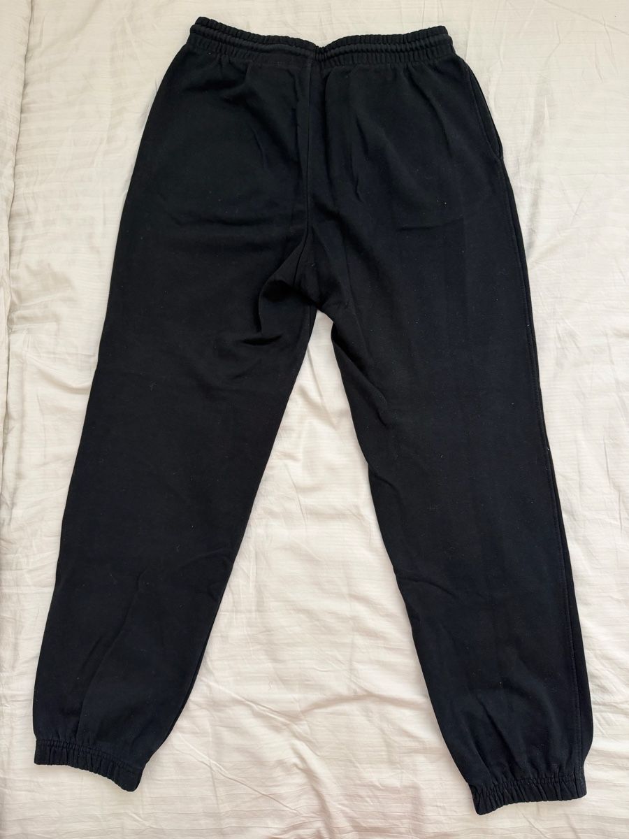 H&M Pantalons: Black Sweatpants – D'occasion à Möhlin par Diljan 1