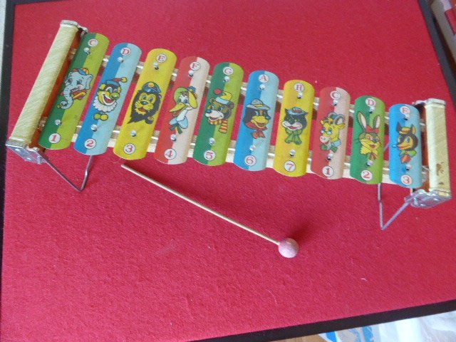 Giocattoli: Altes Kinder Xylophon Vintage – Usato da Hitzkirch venduto da kleinerbaer01 1