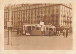 Genf (GE) – Straßenbahn auf zentralem Platz Tram foto 9x6