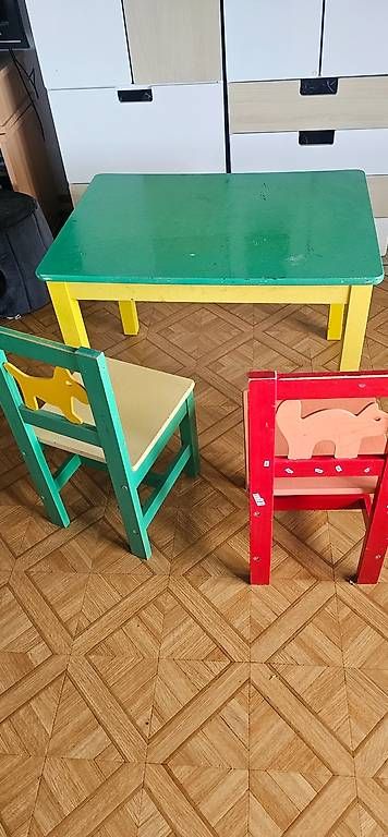 Tische: Kinder Basteltisch – Gebraucht aus Engwilen von Flower12