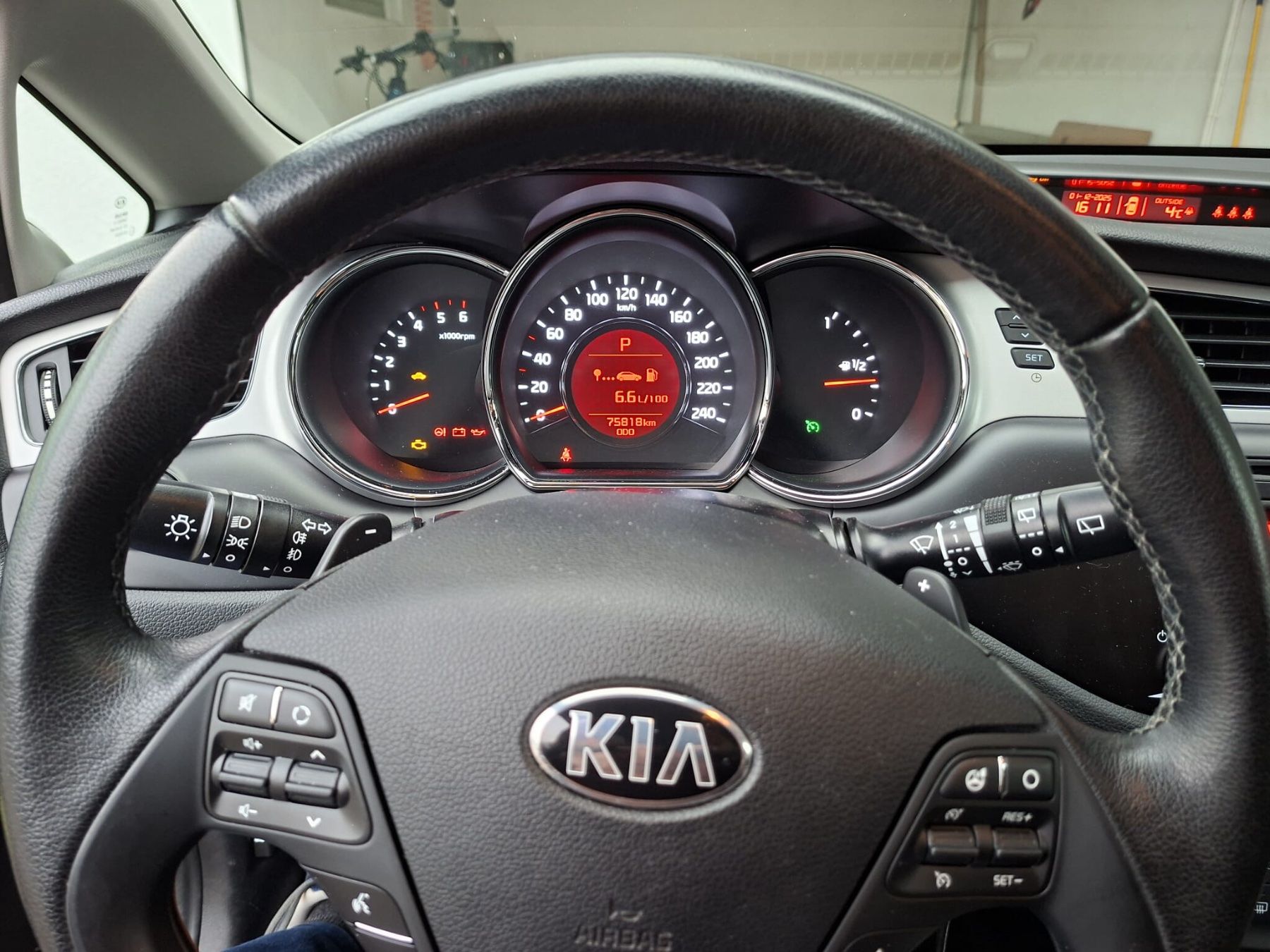 Kia Automobili: Kombi-Automat – Usato da Richenthal venduto da gab_jg27 7