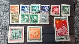 Briefmarken China Konvolut 13 Stueck verschiedene Motive