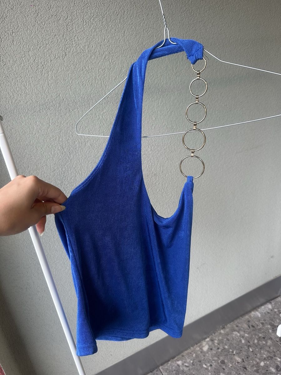 Tops: Schönes blaues Halterneck Oberteil – D'occasion à Volketswil par hal_65hj