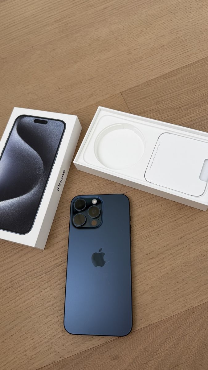 Apple Telefoni cellulari / Smartphones: iPhone 15 Pro Max (256 GB, Blue Titanium) – Nuovo (secondo la descrizione) da Steinhausen venduto da inmumi 1