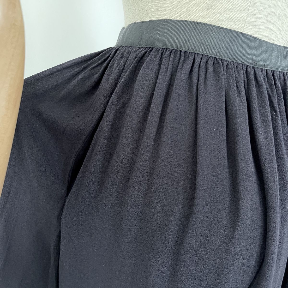 Gonne: AMERICAN VINTAGE Skirt – Nuovo (secondo la descrizione) da Emmen venduto da Avviivva_Com2023 2