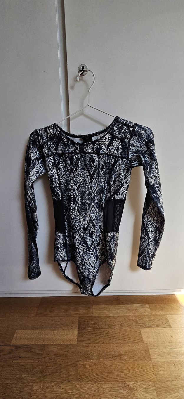 Costumi da bagno & Bikini: Badekleid langarm Brunotti – Usato da Rombach venduto da ThriftBetter