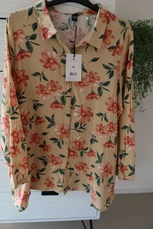 Damenbluse Grösse 3XL, 100% Baumwolle - NEU
