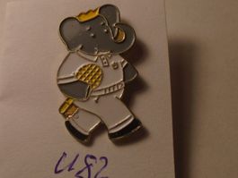 1 Vintage Elefant Ping Pong Pin (U82)