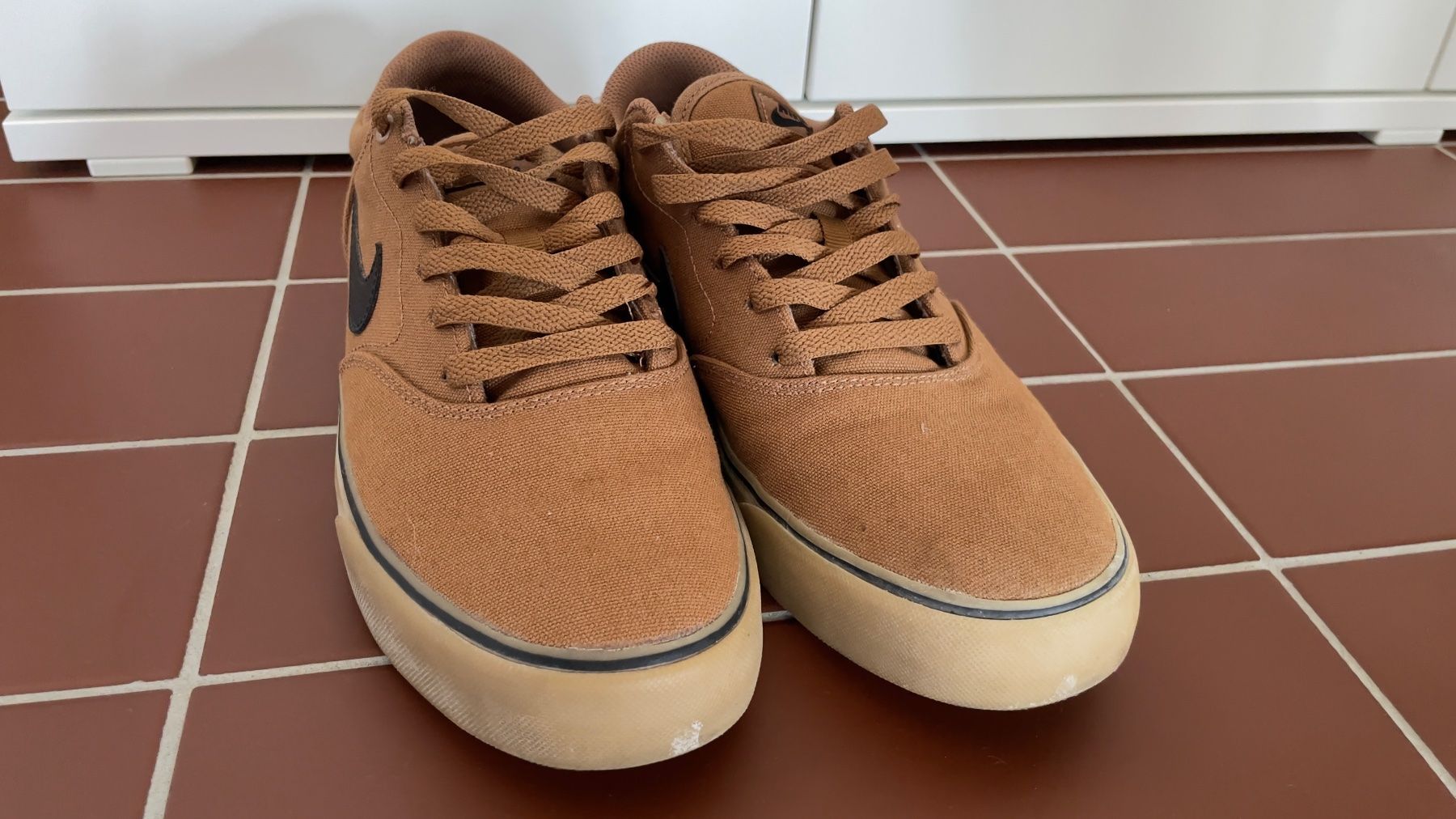 Nike Chaussures hommes: Nike Sb 42 – D'occasion à Rickenbach Sulz par Orvieto2000 1