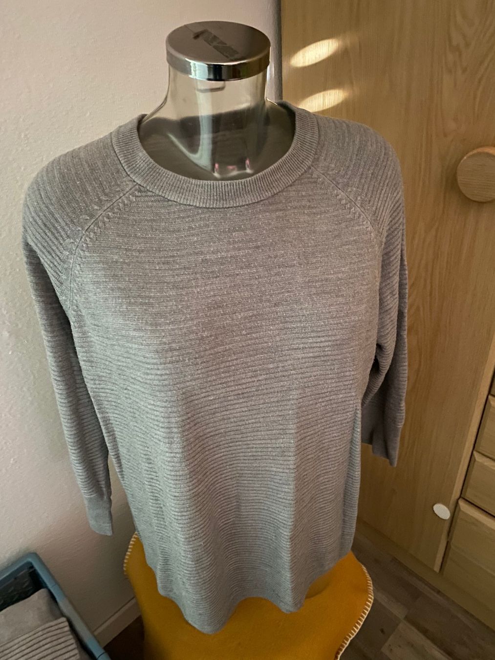 Maglioni & Felpe: Jacqueline de Yong leichter Pulli Grösse S – Usato da Allenwinden venduto da Obalu 3
