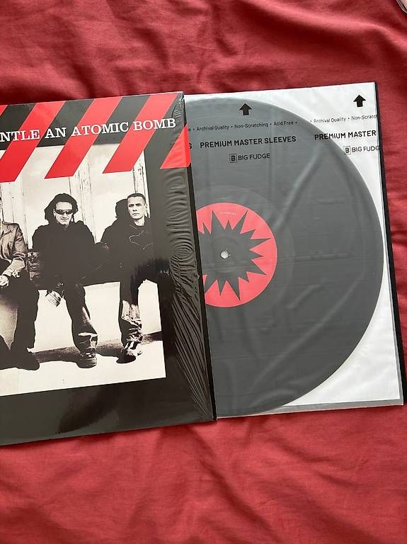 Dischi in vinile: U2 How to Dismantle an Atomic Bomb vinyl reissue – Usato da Lausanne venduto da FMDW 2