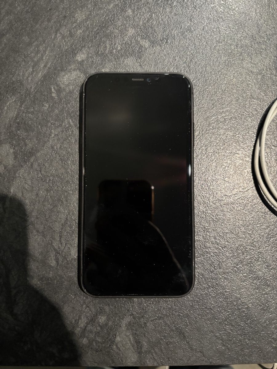IPhone 11 Pro 256 Go – Beige – Parfait état (occasion)