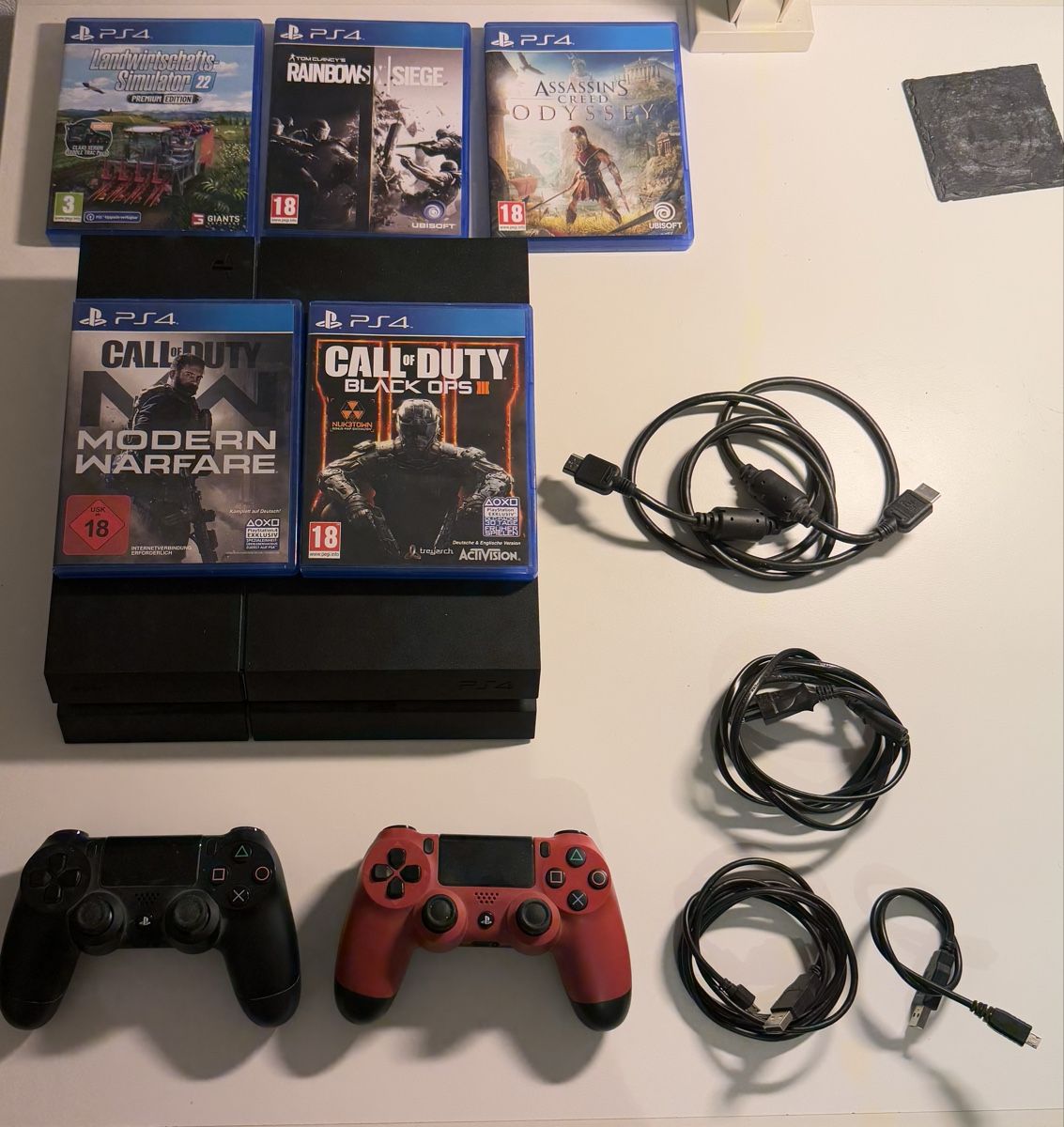 Sony Console: PlayStation 4 | 2 Controller | 5 Spiele – Usato da Lyss venduto da Patrik98