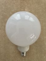 Philips Masterglobe G120, 23W, warmweisses Licht!