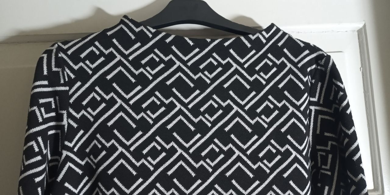 Pullover & Sweatshirts: NEU Moderner Pullover mit Muster 38 zu Odd Molly – Gebraucht aus St. Gallen von Hereplaysmusic 2