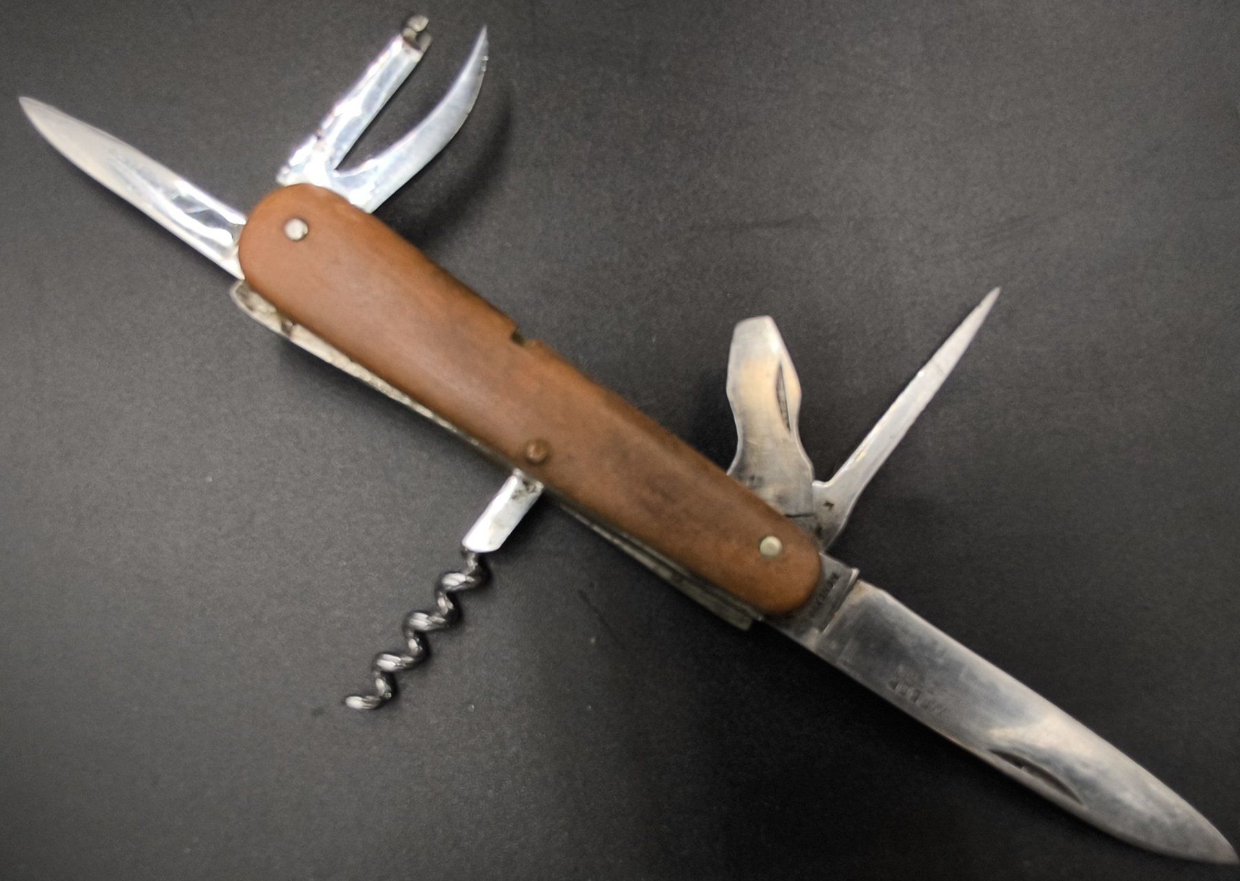 Armée suisse Couteaux de poche: Militär Sackmesser – D'occasion à Rorschacherberg par snOOpydOg11 5