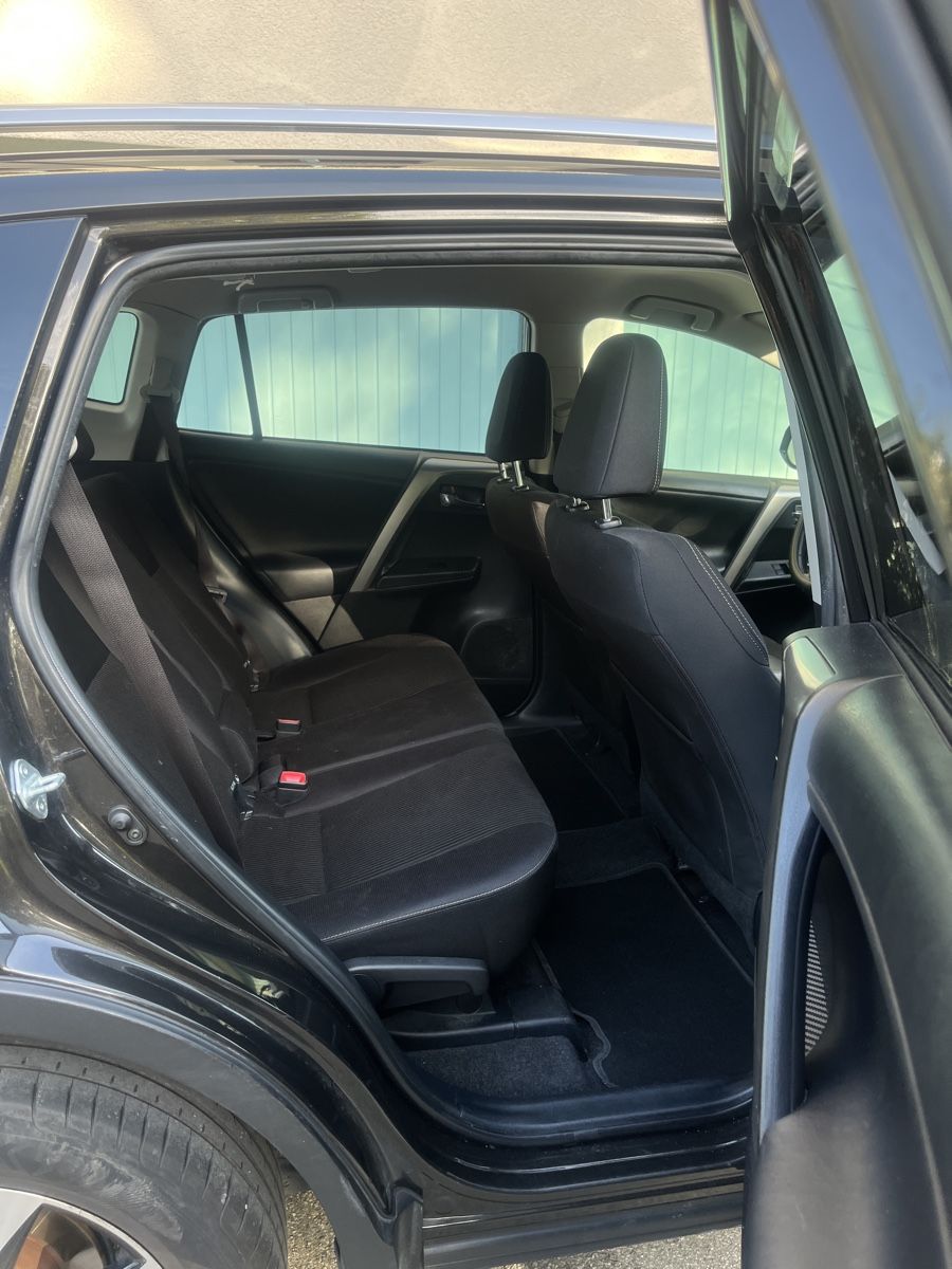 Toyota Automobili: Toyota RAV4 2.0 – Usato da st.gallen venduto da ST.1 6