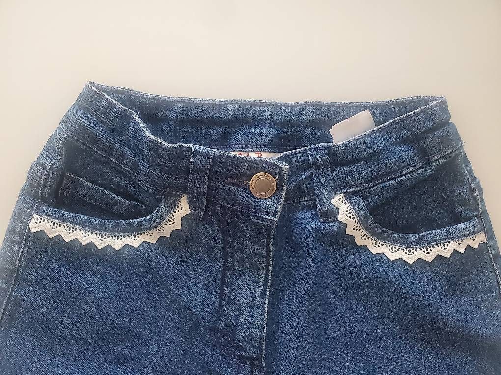 Pantaloni: Jeanshose gr.128 – Nuovo (secondo la descrizione) da Frauenfeld venduto da BeneFull