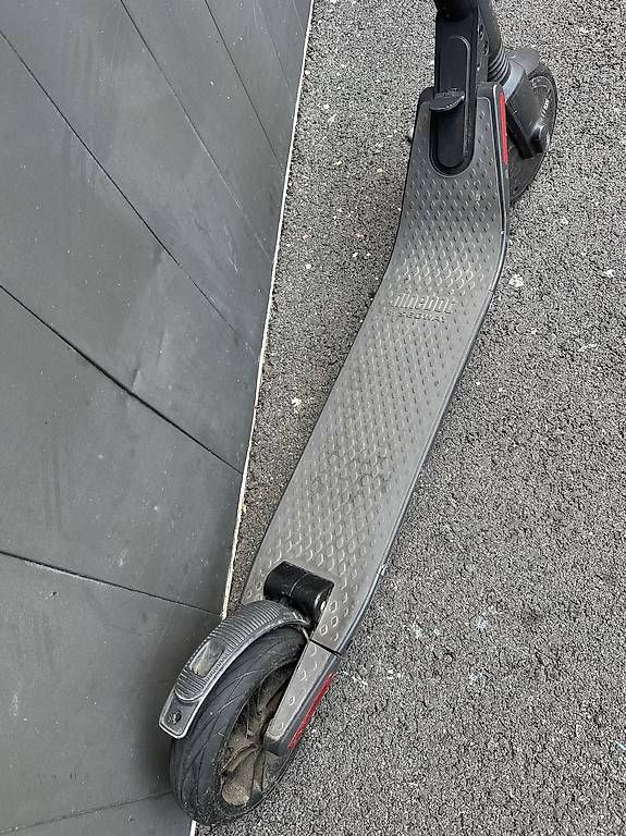 Kickboard: Monopattino Ninebot da sistemare  – Gebraucht aus Quartino von DiloUsato 4