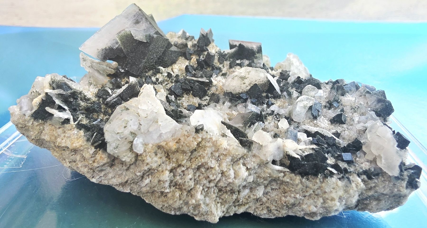 Mineralien & Heilsteine: Mineralien: Calcit mit Adular. Chummibort Binntal – Gebraucht aus Glis von nbu_65ys