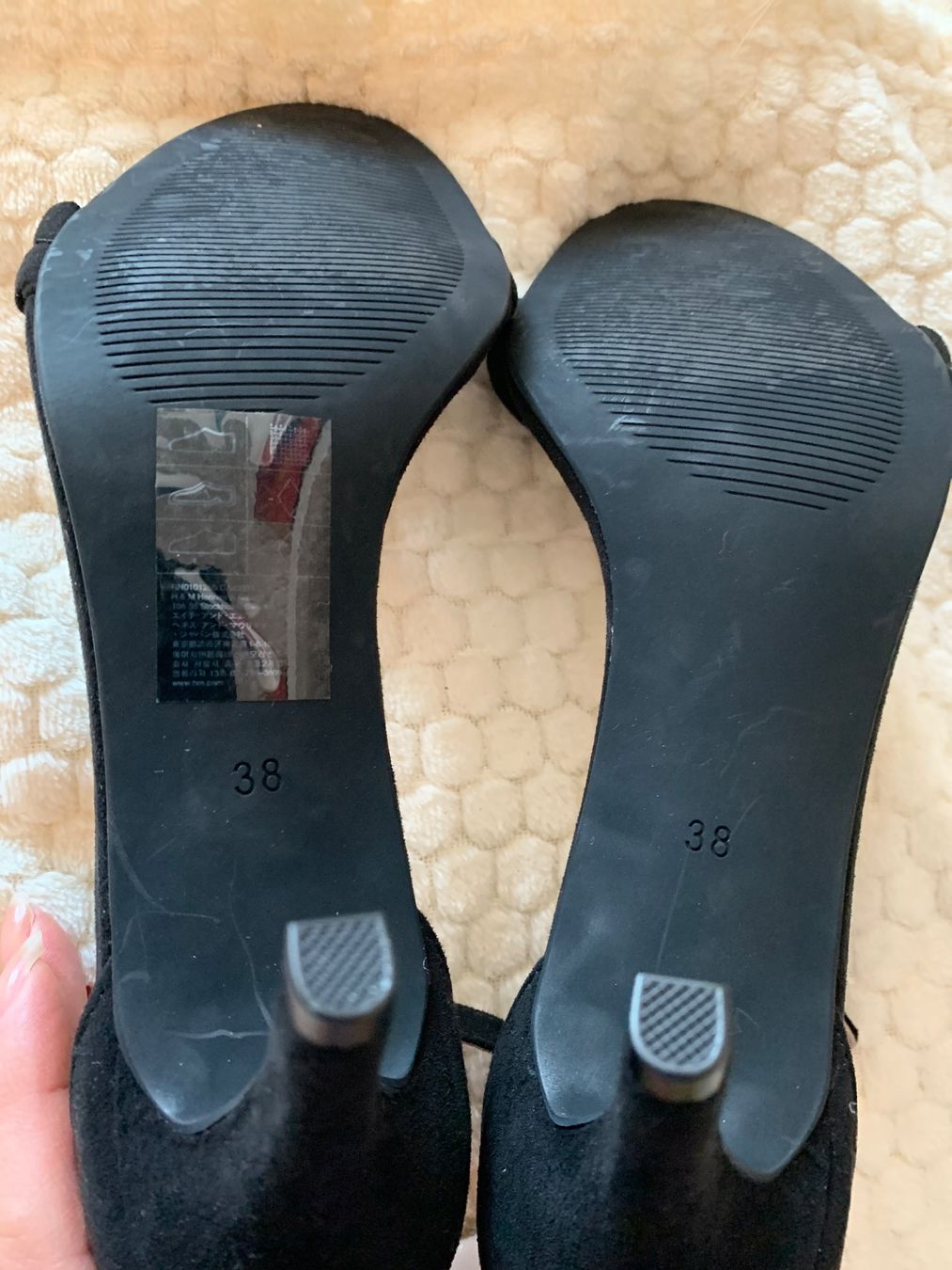 H&M Scarpe da donna: Jolis escarpins noirs H&M p. 38 – Usato da MEYRIN venduto da Gwendo10 2