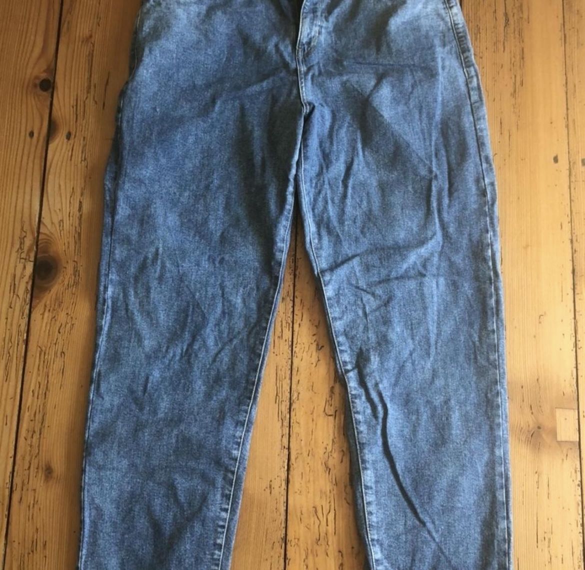 Jeans: Jeans – Gebraucht aus Magden von leo_c8bc