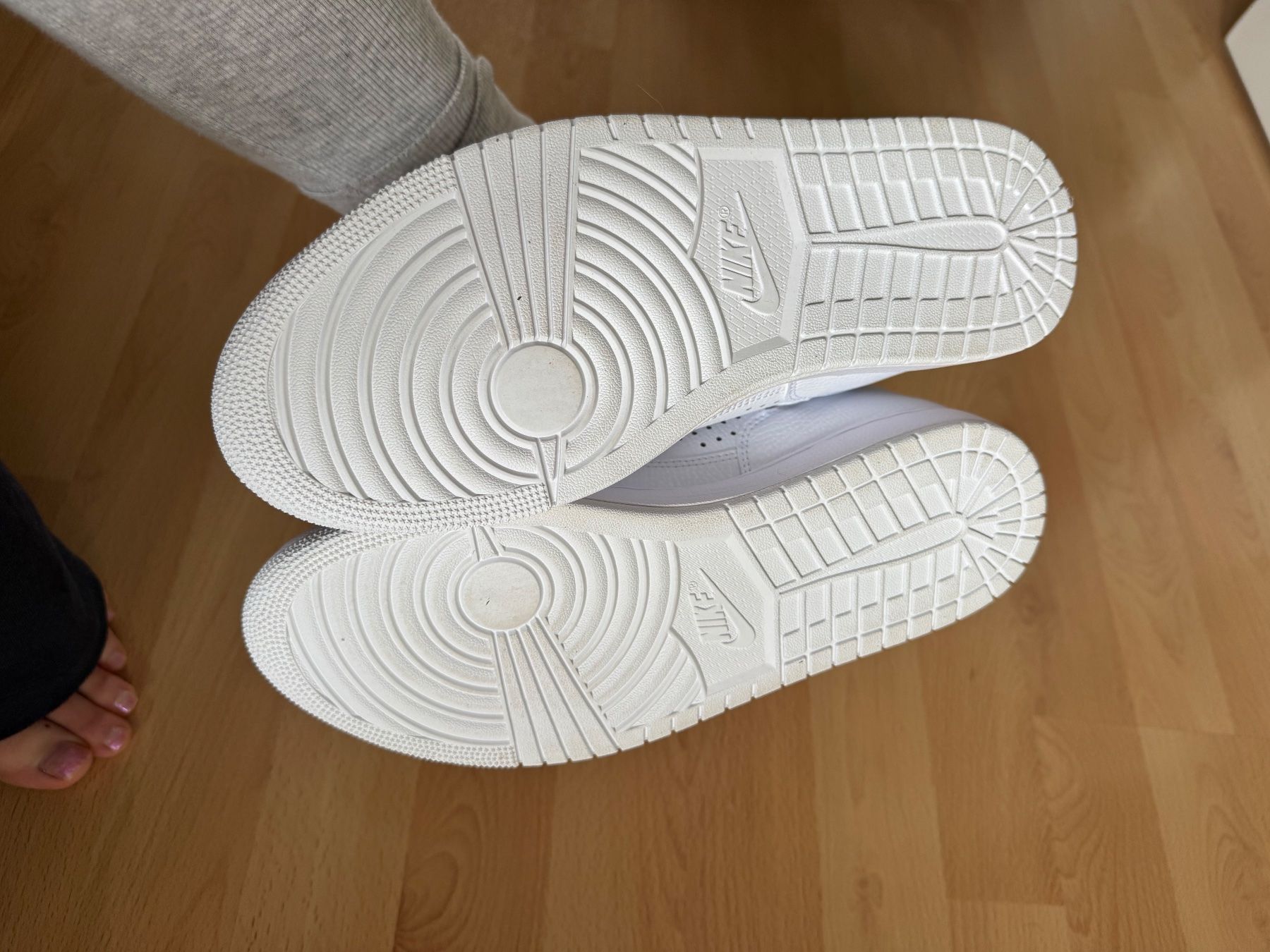 Nike Herrenschuhe: Nike Jordan access Schuhe Grösse 42 NEU – Neu (gemäss Beschreibung) aus Dürrenäsch von 1kirs 3
