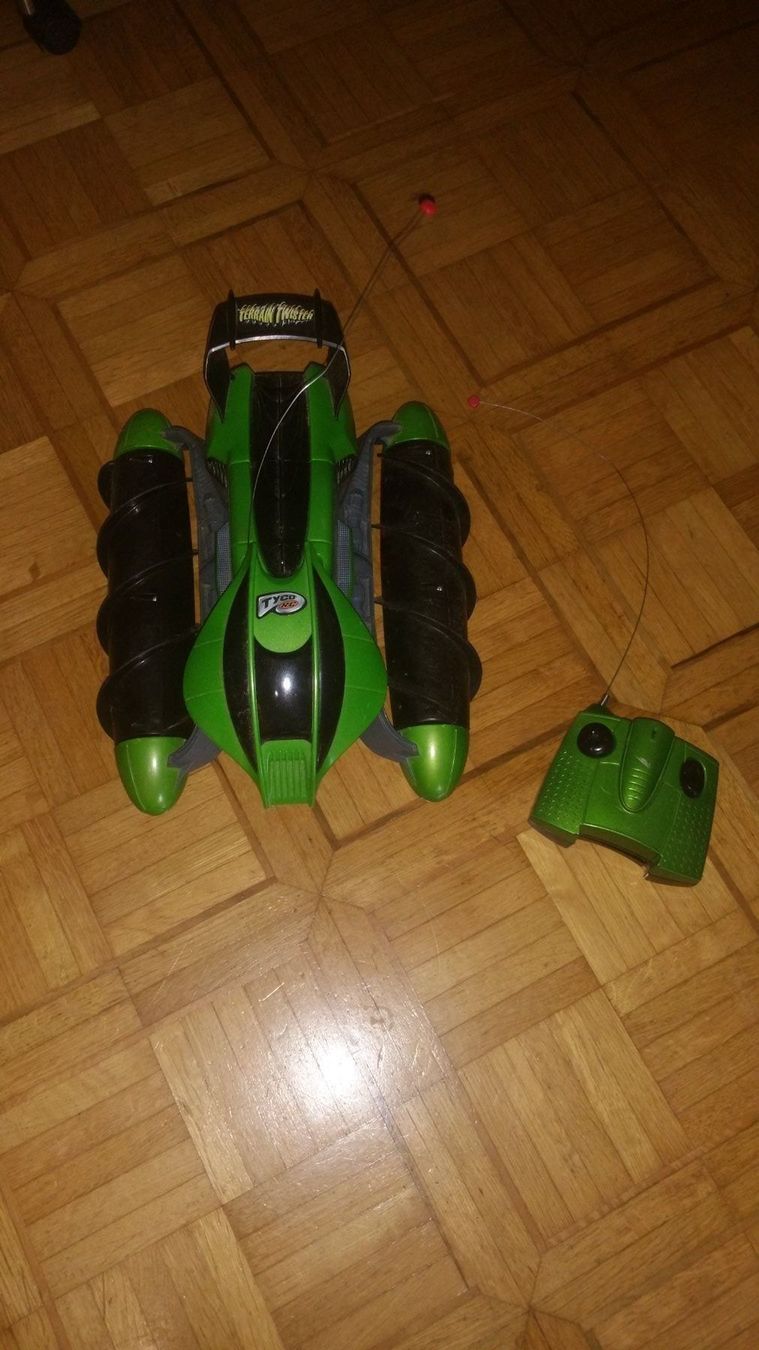 Modellismo RC: voiture télé commander – Usato da Epauvillers venduto da pat_c9c5