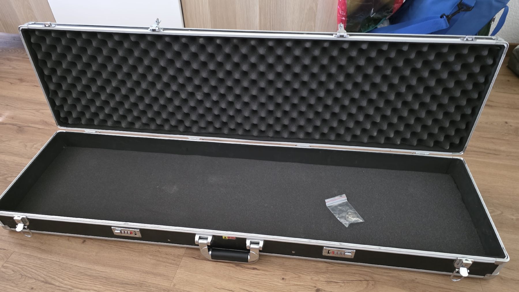 Valises de voyage: Waffenkoffer abschliessbar – D'occasion à Zumikon par Ch31044 3