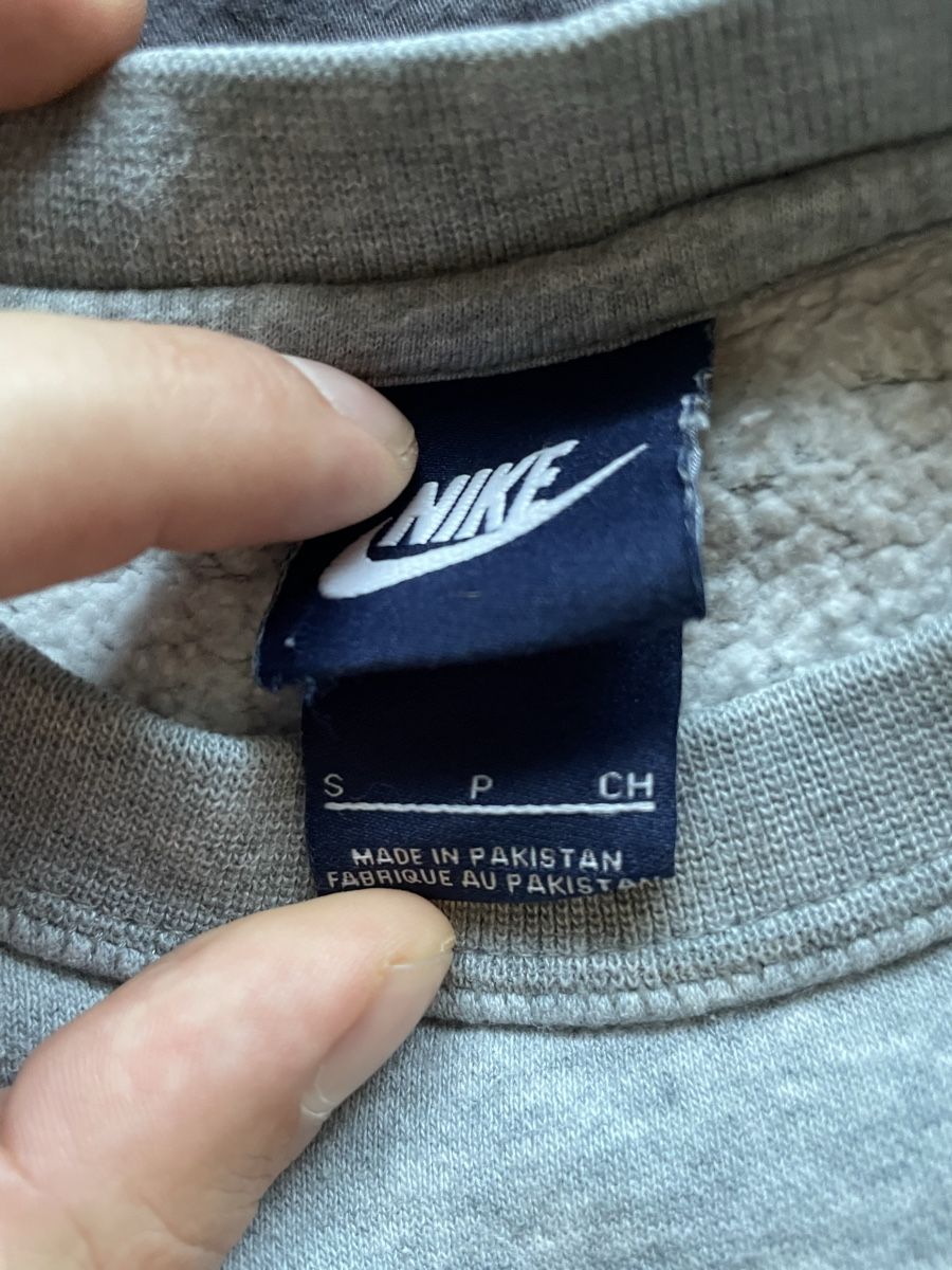 Nike Maglioni & Felpe: Nike Pullover grau Grösse S – Usato da Spreitenbach venduto da dar_26yd 1