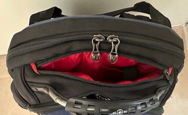 Wenger Zaini: Laptoprucksack von Wenger – Usato da Dornach venduto da patrickpfister 5