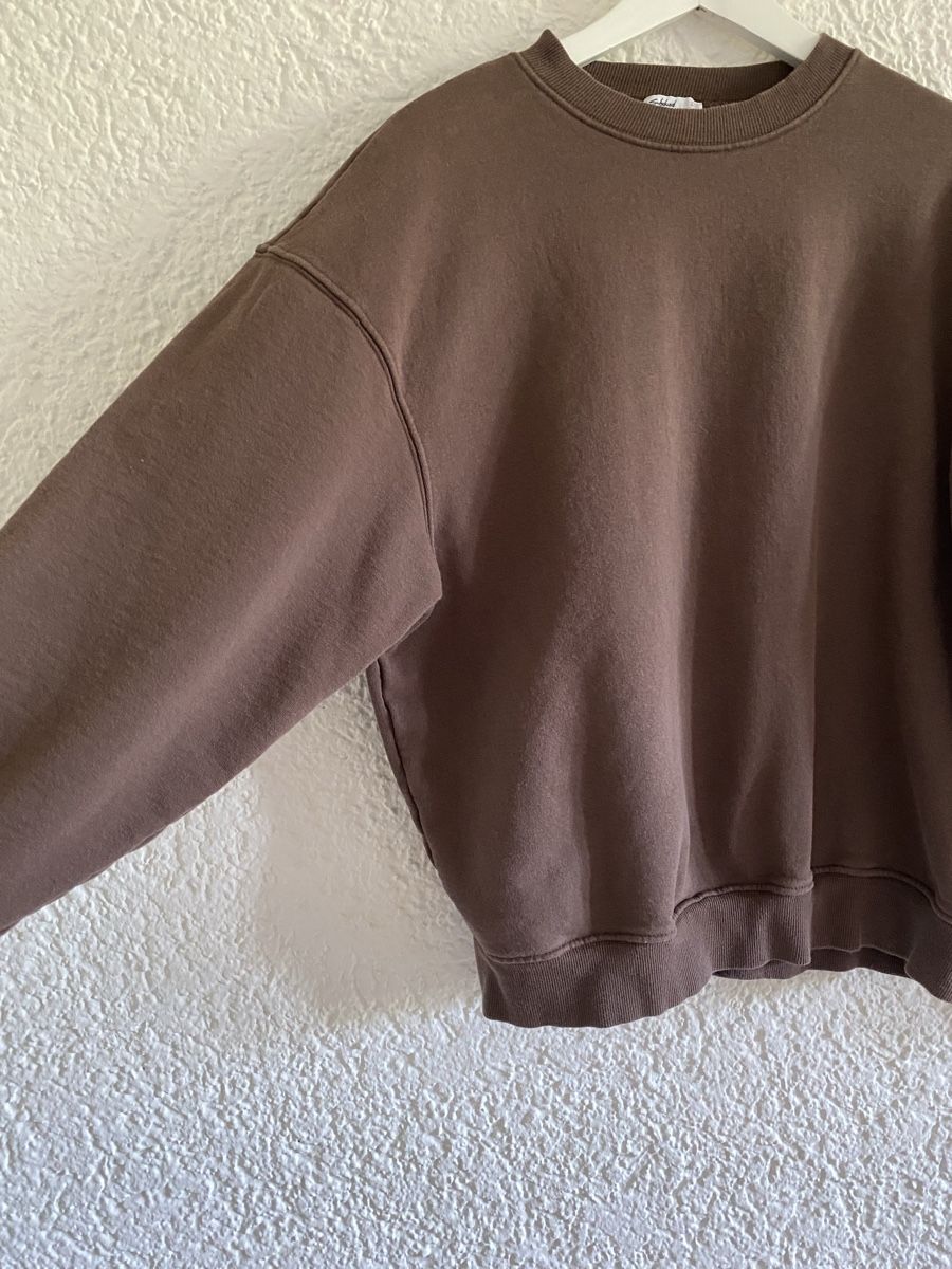 Pullover & Sweatshirts: „Subdued“ Pullover, One size – Gebraucht aus Neftenbach von ElenaLo 2