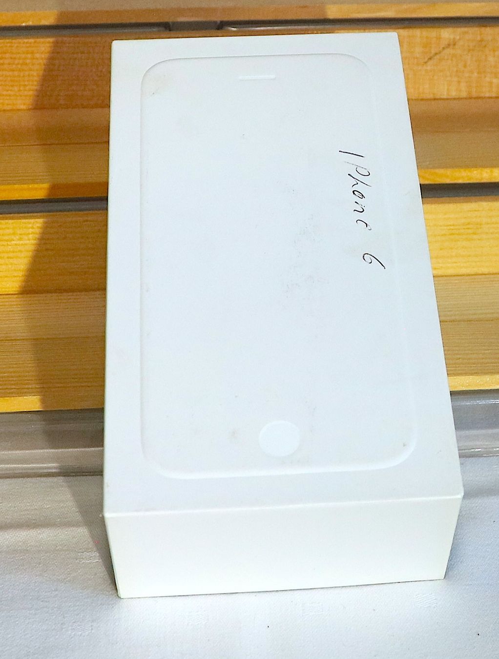 Apple Portables: iPhone 6  64 GB – D'occasion à Ipsach par Merlux 6