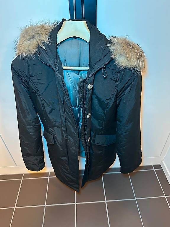Giacche: Damen Winterjacke Grösse L – Usato da Zürich venduto da Babanos7