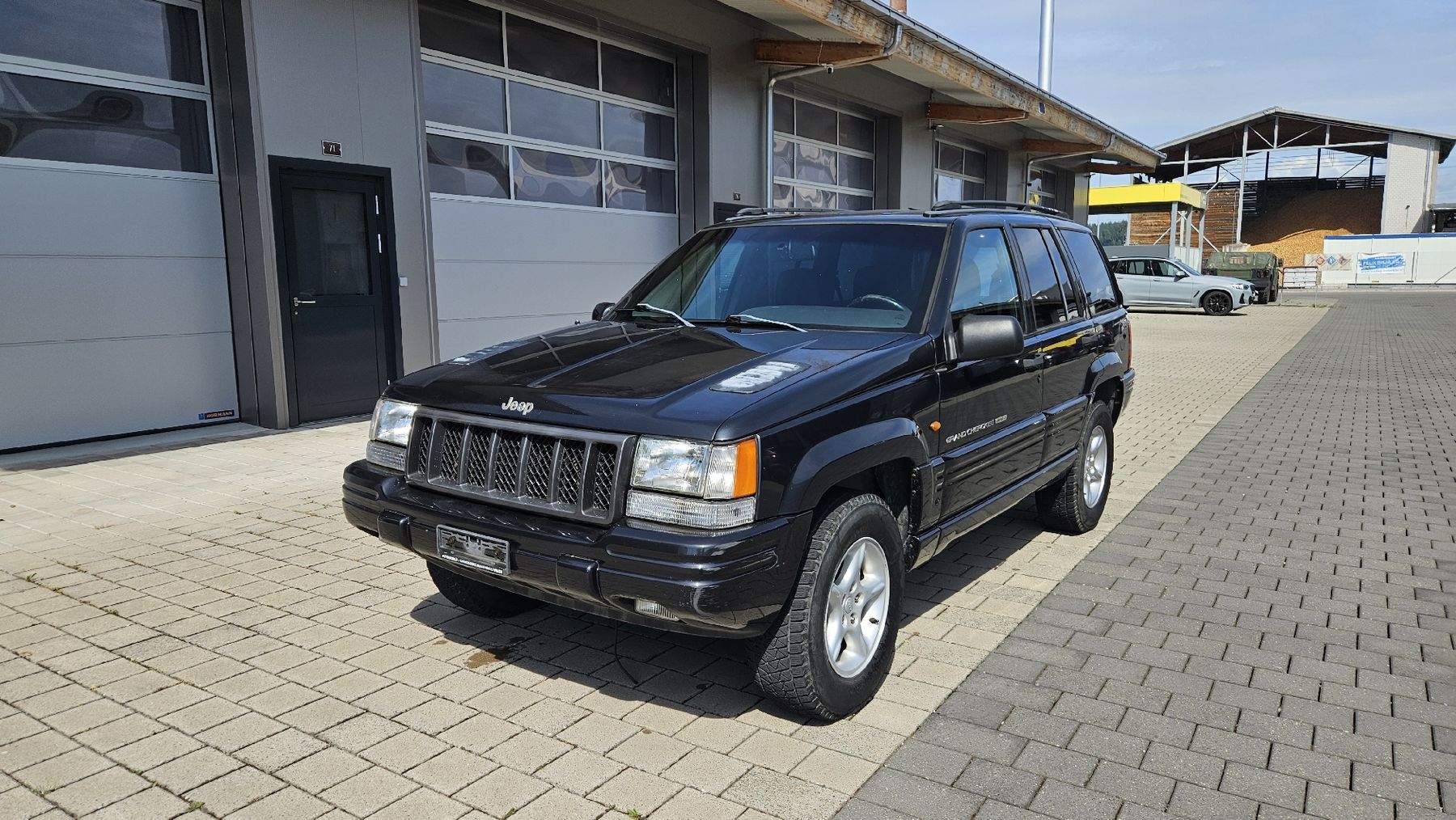 Jeep Autos: Jeep Grand Cherokee 5.9 – D'occasion à Rafz par Rgoldwing 1
