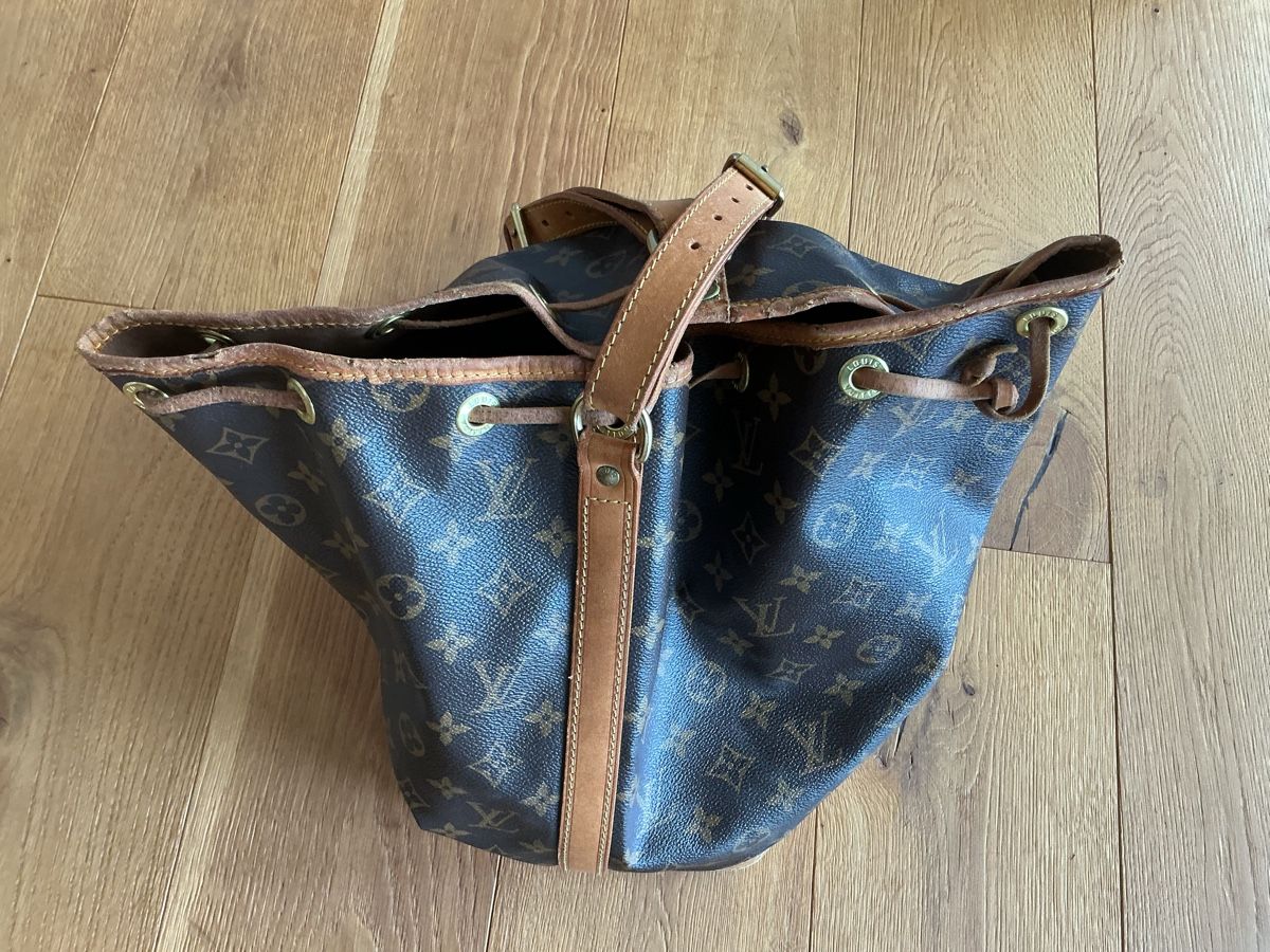 Louis Vuitton Borse: Louis Vuitton Beuteltasche Monogram Leder gebraucht – Usato da Konolfingen venduto da KasparB65 4