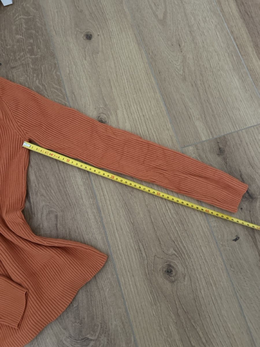 Hallhuber Lotti di vestiti: Trendiger Herbst-Pullover mit Cut-Outs, Grösse S, neu! – Nuovo (secondo la descrizione) da Worben venduto da AlliaB 3