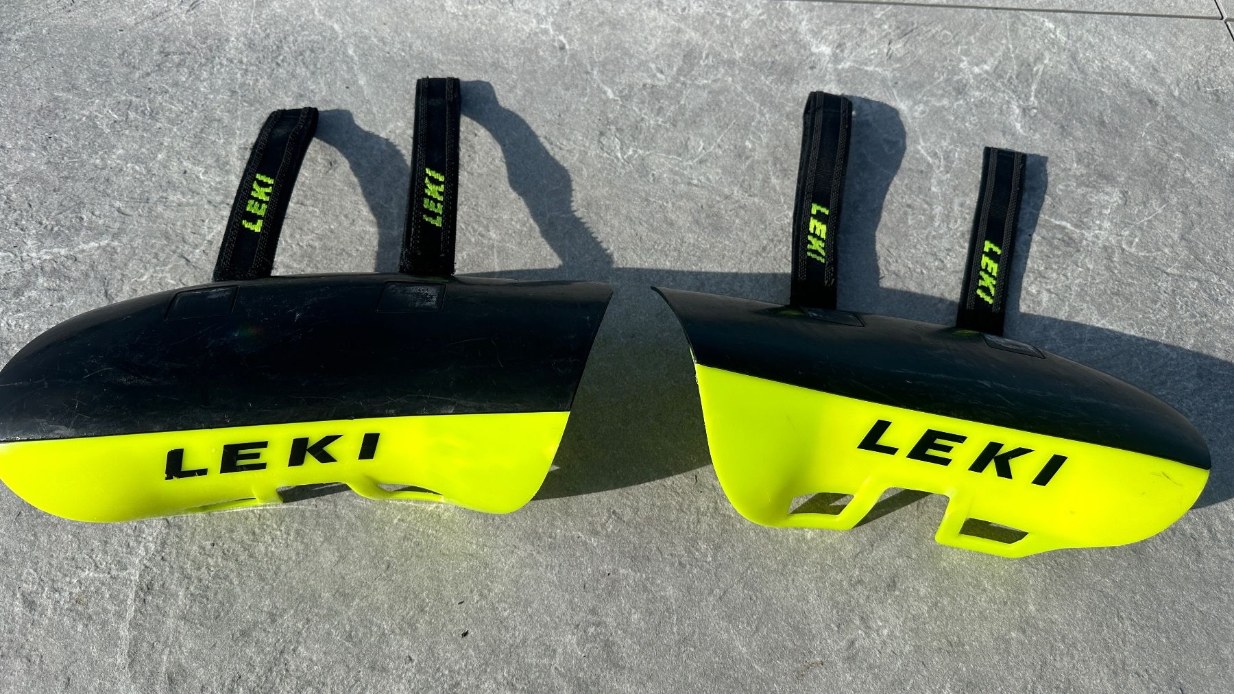 Leki Protezioni & Imbottiture: LEKI Schienbeinschoner 30cm – Usato da Erlenbach ZH venduto da bidbidsm 1