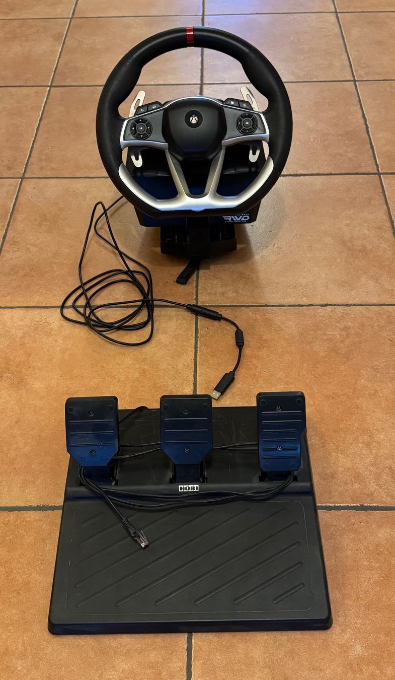Giochi: Hori Force Feedback DLX Lenkrad schwarz Xbox – Usato da Wetzikon ZH venduto da Rnanu